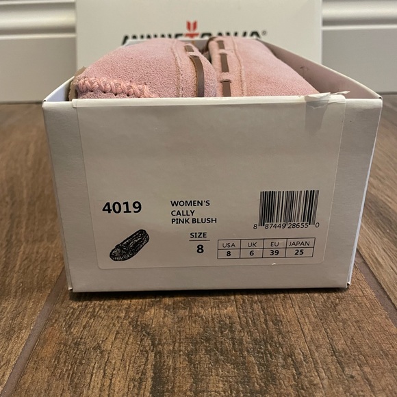 Minnetonka Pink Women's Moccasins - Picture 3 of 6